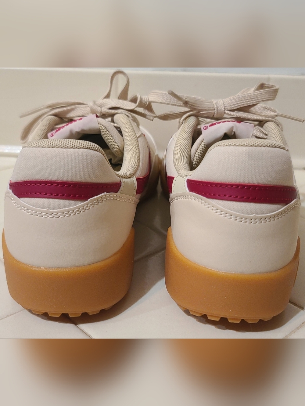 Nike Terra Manta Sanddrift Gum Light Brown Sail Noble Red Women's Size 10 - Picture 6 of 8